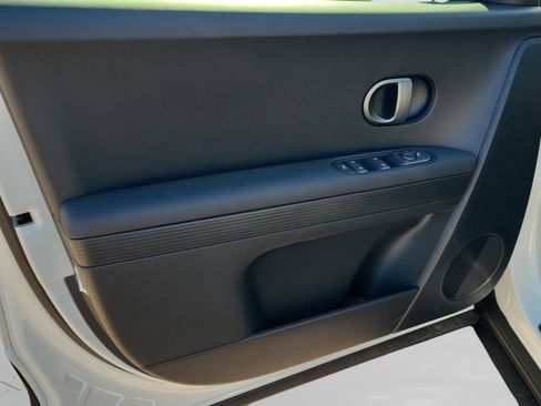 New 2026 Hyundai Ioniq 5 SEL image 18