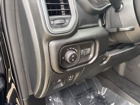 New 2026 RAM 1500 Big Horn AWD/4WD image 40