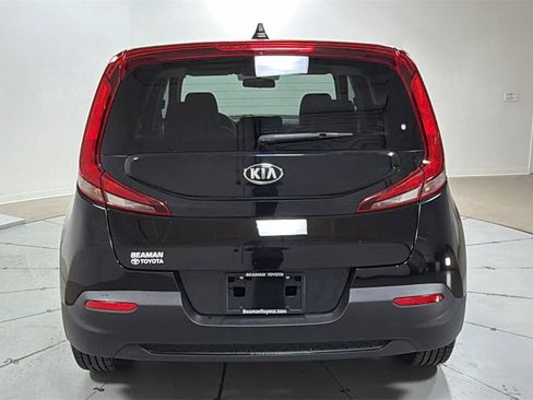 Used 2020 Kia Soul LX image 4