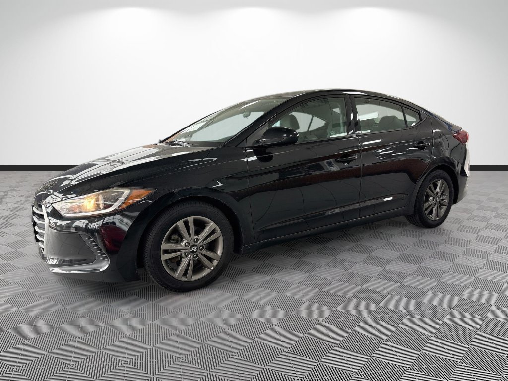 Used 2017 Hyundai Elantra SE FWD image 4