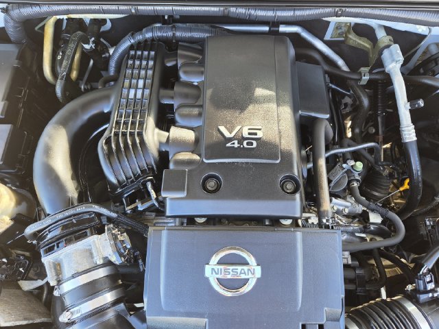 Used 2016 Nissan Frontier SV w/ SV Value Truck Package RWD image 36