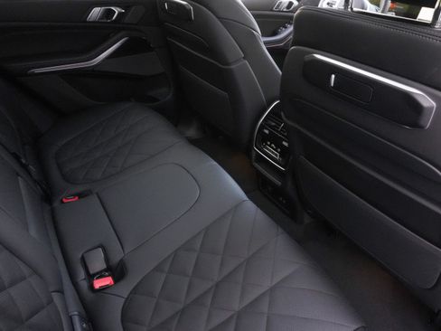 Used 2026 BMW X5 M60i AWD/4WD image 39