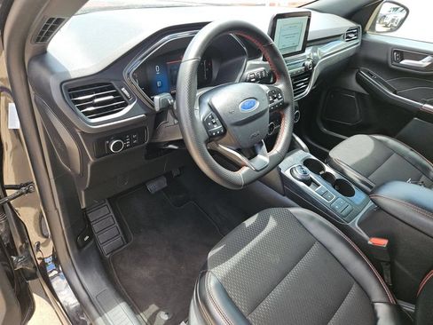 Used 2025 Ford Escape ST-Line AWD/4WD image 15