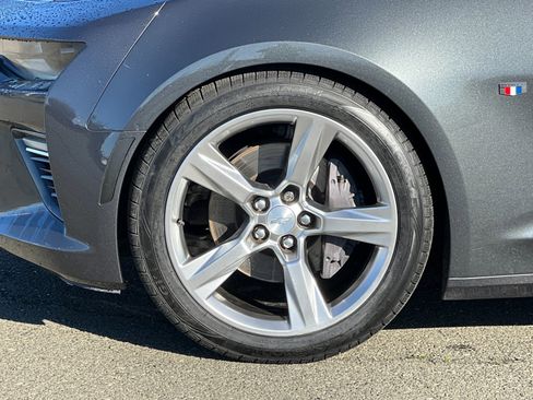 Used 2016 Chevrolet Camaro SS image 23