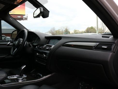 Used 2017 BMW X4 M40i AWD/4WD image 54
