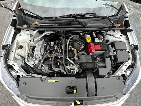 Used 2022 Nissan Sentra SV w/ Trunk Package image 30