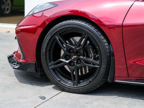 Used 2020 Chevrolet Corvette Stingray Convertible w/ Z51 Performance Package RWD image 16
