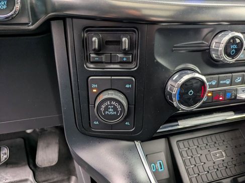 Certified 2024 Ford F150 Raptor image 37