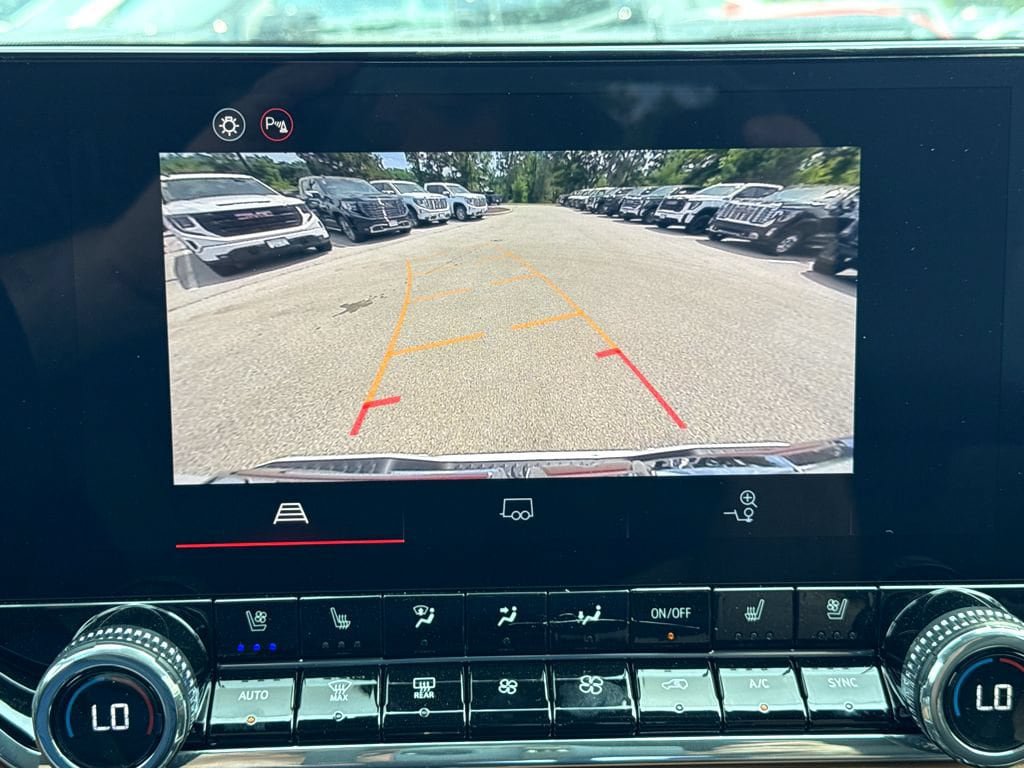 New 2026 GMC Canyon AT4 w/ AT4 Premium Package AWD/4WD image 14