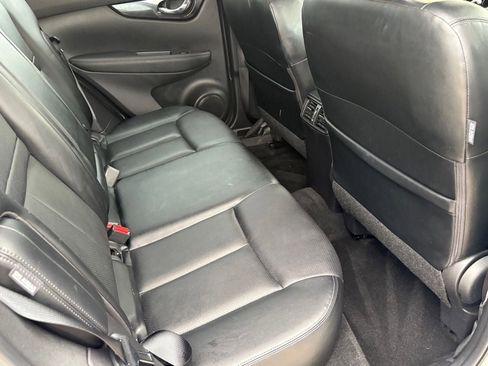 Certified 2022 Nissan Rogue Sport SL AWD/4WD image 39