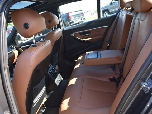 Used 2016 BMW 328i Sedan RWD image 17
