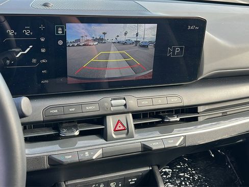 Used 2025 Kia K4 EX image 15