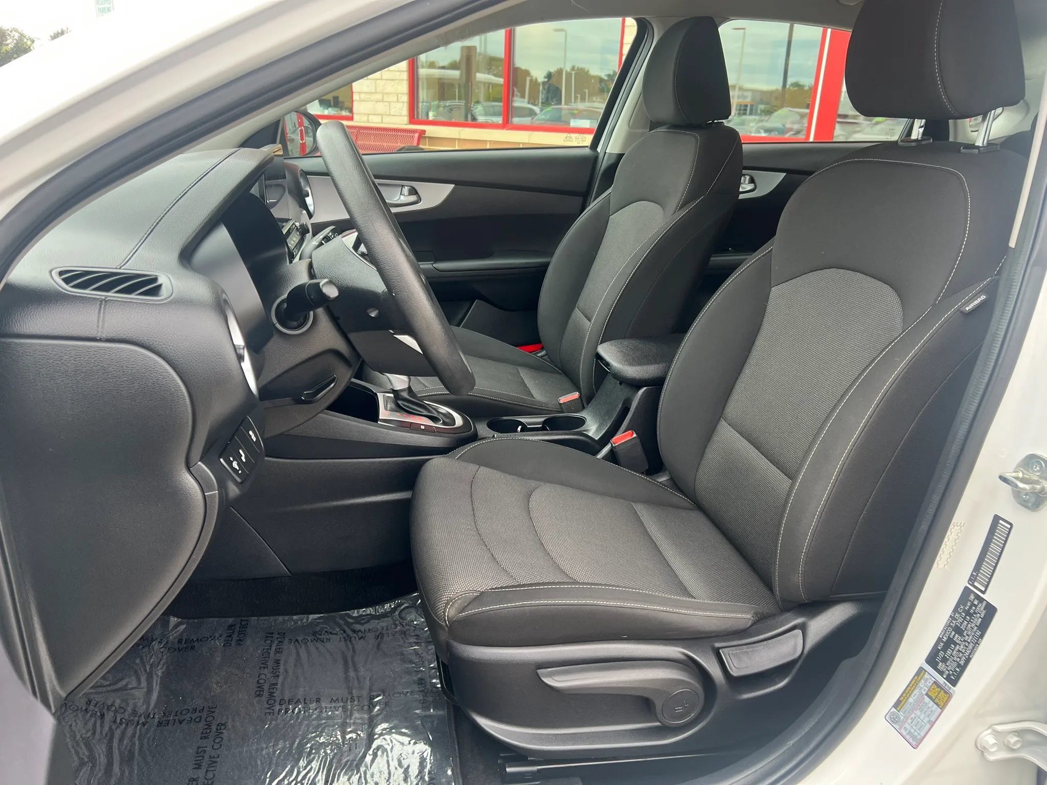 Used 2024 Kia Forte LXS w/ LXS Technology Package FWD image 9