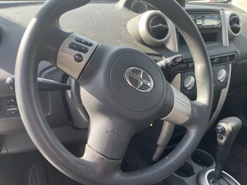 Used 2006 Scion xA Base 4dr Hatchback w/Automatic image 10