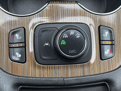 Used 2021 GMC Acadia SLE w/ Driver Convenience Package AWD/4WD image 20