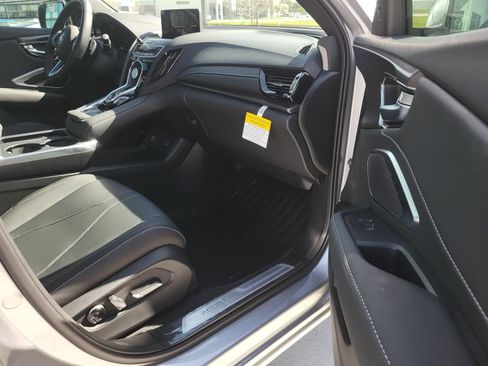 New 2026 Acura RDX SH-AWD image 9