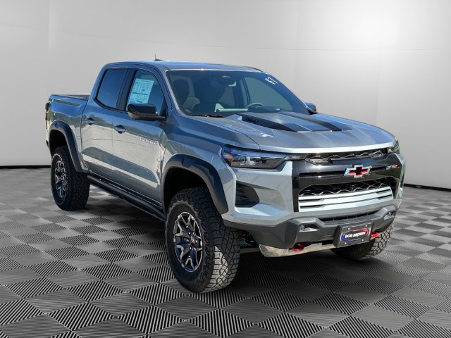 New 2026 Chevrolet Colorado ZR2 w/ Technology Package AWD/4WD image 4