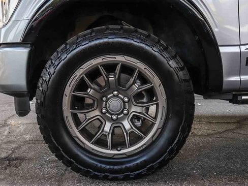 Used 2021 Ford F150 Lariat w/ Equipment Group 502A High image 11