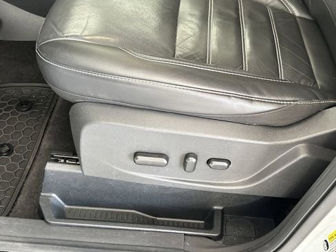 Used 2018 Ford Escape SEL AWD/4WD image 14