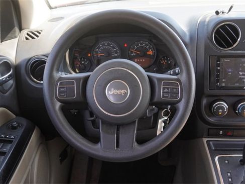 Used 2015 Jeep Compass Sport w/ Power Value Group image 18