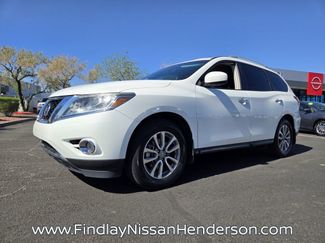 Used 2016 Nissan Pathfinder SV w/ Cargo Package video 2