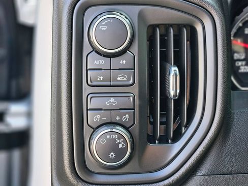 Used 2022 Chevrolet Silverado 1500 Custom w/ Rally Edition AWD/4WD image 27