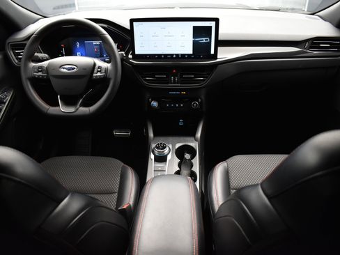 Used 2023 Ford Escape ST-Line w/ Tech Pack #1 image 13