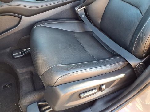 Used 2020 Honda HR-V Touring image 26