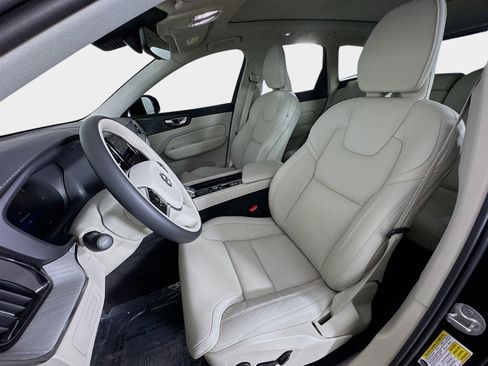 Used 2025 Volvo XC60 T8 Ultra w/ Protection Package Premier image 12