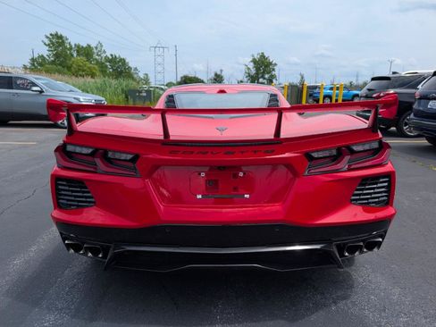 Used 2024 Chevrolet Corvette Stingray Preferred Cpe w/ Battery Protection Package RWD image 9