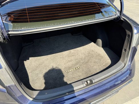 Used 2020 Toyota Corolla SE image 19