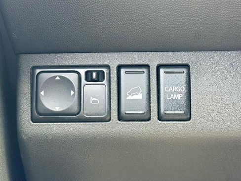 Used 2019 Nissan Frontier PRO-4X image 33