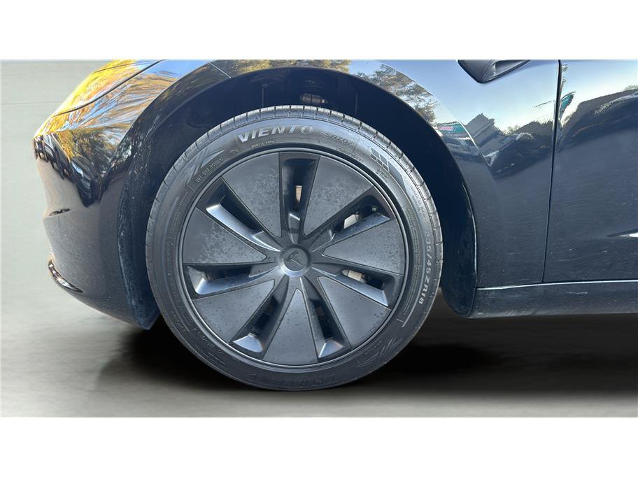 Used 2025 Tesla Model 3 Long Range RWD image 13