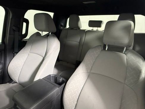 Used 2024 Toyota Tacoma SR5 AWD/4WD image 29