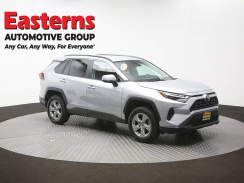 Used 2024 Toyota RAV4 XLE AWD/4WD image 46