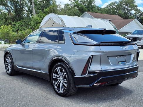Used 2024 Cadillac Lyriq Luxury RWD image 5