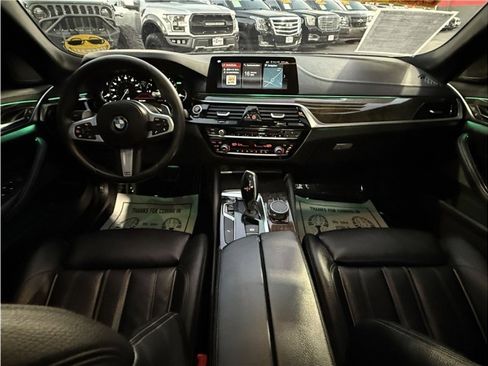 Used 2018 BMW 540i image 28