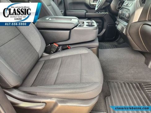Used 2025 Chevrolet Silverado 2500 Custom w/ Custom Value Package AWD/4WD image 15