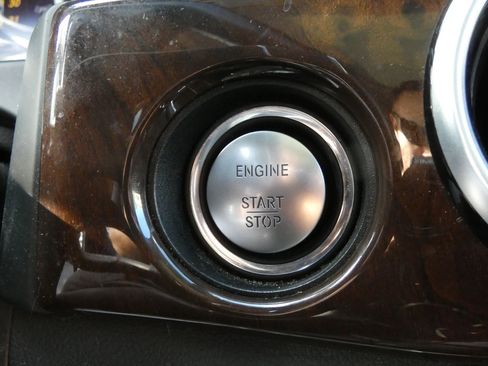 Used 2015 Mercedes-Benz GLK 350 2WD image 37