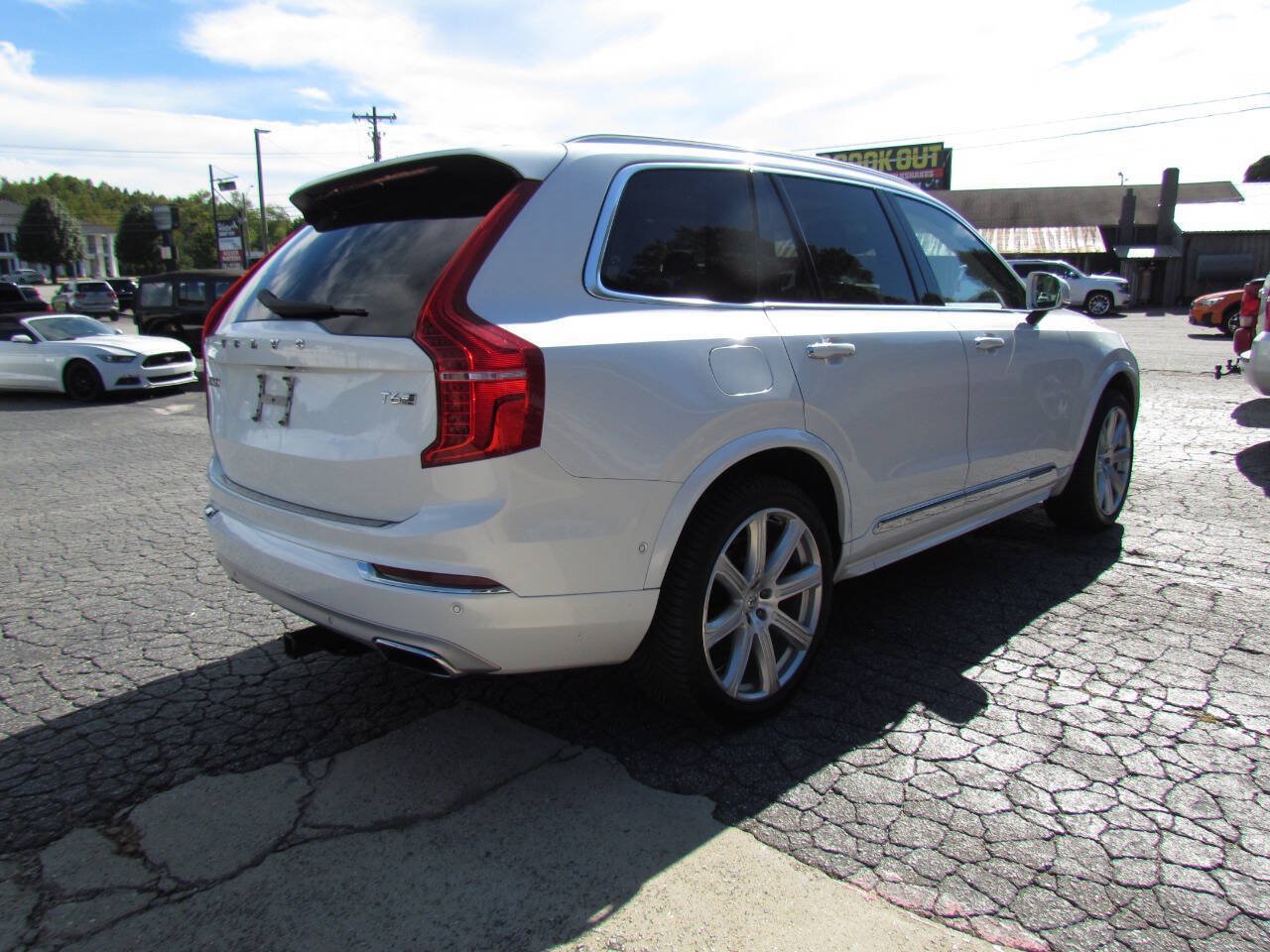 Used 2017 Volvo XC90 T6 Inscription w/ Vision Package AWD/4WD image 5