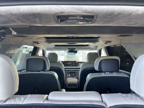 Used 2024 Hyundai Palisade Calligraphy AWD/4WD image 9