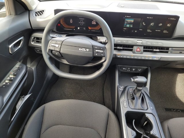 New 2026 Kia K4 FWD image 12