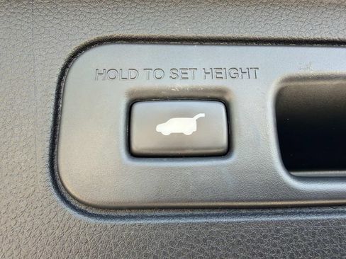 Used 2023 Honda Pilot EX-L image 13