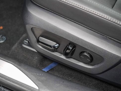 Used 2025 Lexus RX 350 FWD w/ Technology Package image 23