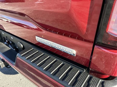 Used 2021 GMC Sierra 1500 Elevation image 10