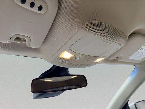 Used 2020 Ford Edge SEL w/ Convenience Package image 26