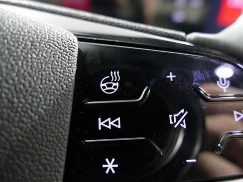 New 2025 Audi Q5 2.0T Premium Plus image 18