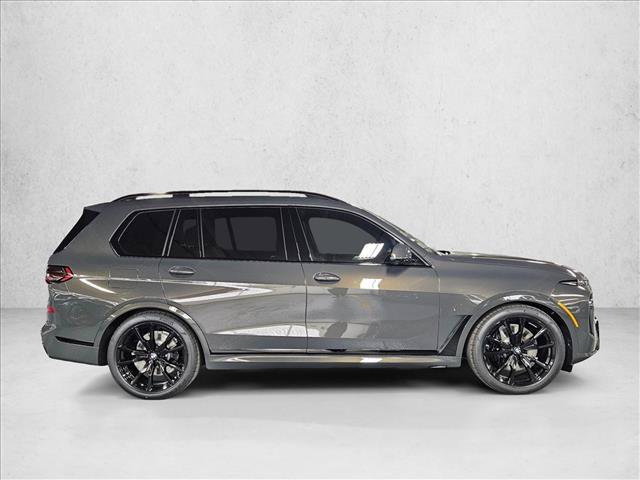 Used 2027 BMW X7 xDrive40i w/ M Sport Package AWD/4WD image 4