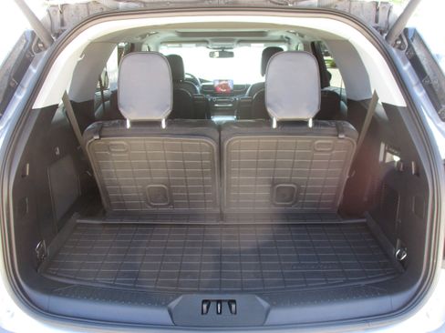 Used 2022 Ford Explorer Limited w/ Hybrid Equipment Group 310A AWD/4WD image 44