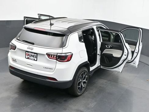 Used 2025 Jeep Compass Limited AWD/4WD image 65